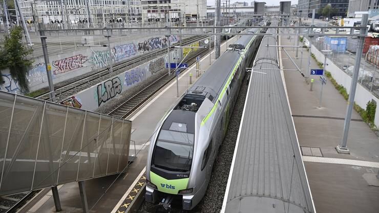 SCHWEIZ BAHN SBB STOERUNG BERN WANKDORF