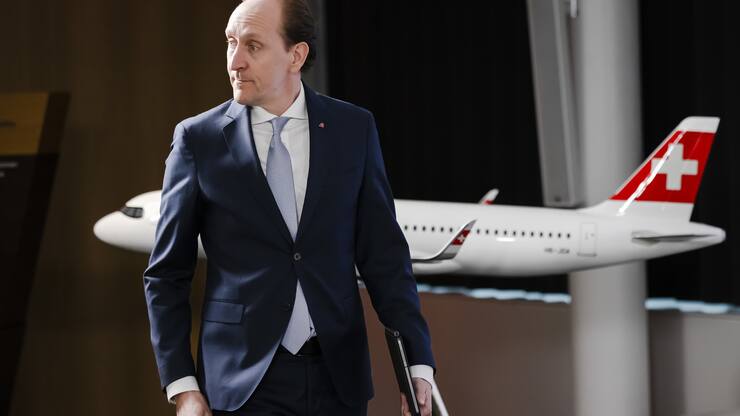 Swiss International Air Lines CEO Dieter Vranckx arrives to a press conference announcing the airlines's 2021 full year results in Zurich Kloten, Switzerland, on Thursday. March 3, 2022. (KEYSTONE/Michael Buholzer)