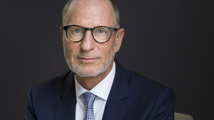 Portrait of Bernhard Hodler, CEO of private bank Julius Baer, taken at the bank's headquarters in Zurich, Switzerland, on August 22, 2018. (KEYSTONE/Bernhard Hodler)Bernhard Hodler, CEO der Privatbank Julius Baer, portraitiert am 22. August 2018 in die Bank am Hauptsitz in Zuerich. (KEYSTONE/Gaetan Bally)