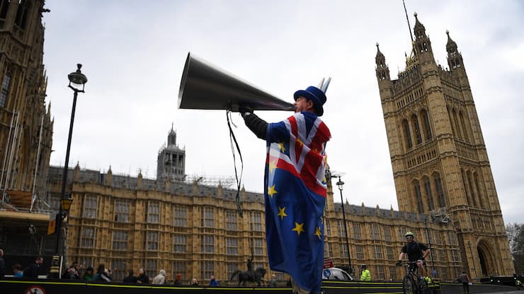 A pro EU campaigner outside the British Parliament in Westminister, central London, Britain, 27 March 2019. The British Houses of Parliament are due to hold a number of indicative votes on the direction of Brexit later in the day after voting on the 25 March 2019 to have a greater say in the direction of Brexit. EPA/ANDY RAIN
