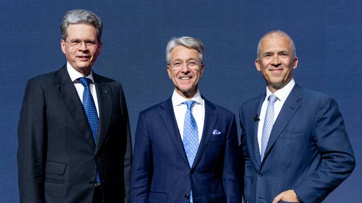 Vontobel-Chefs Zeno Staub (l.) und Andreas Utermann (r.) / Herbert Scheidt (m.)