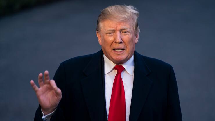 US President Donald J. Trump returns to the White House after the Justice Department released a summary of special counsel Robert Mueller's report in Washington, DC, USA, 24 March 2019. US Attorney General William Barr issued a summary of Special Counsel Robert Mueller's report on Russian interference in the 2016 election to key members of Congress, who in turn released the 'principal conclusions' of the report to the public. 