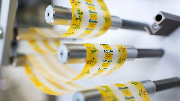 Candy production at Ricola's production center in Laufen in the Canton of Baselland, Switzerland, pictured on August 20, 2014. (KEYSTONE/Christian Beutler)