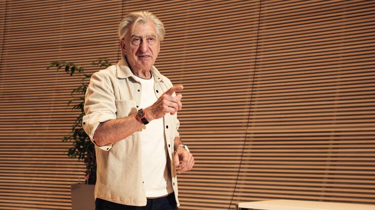 Eigensinnig: Nick Hayek, CEO der Swatch Group, tickt ganz anders als die Börsenzunft – und lässt sich von ihr auch nichts sagen.