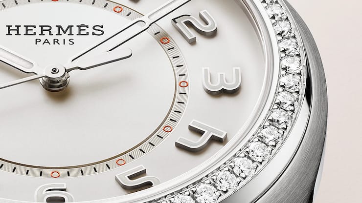 Hermès Cut: Keine Datumsanzeige, dafür eine Krone bei 13.30 Uhr.