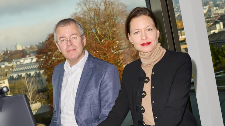 MarcuardFamily OfficeNadja Bleuler und Lukas Dörig vermehren im Multi Family Office das Vermögen von 40  Familien. Hedgefonds spielen dabei eine grosse Rolle. Wie die Familien ­ticken, stellen sie in einem aufwendigen Onboardingprozess fest.