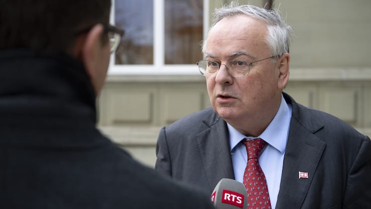 Nationalrat Jean-Francois Rime, SVP-FR, Praesident SGV, im Interview, an den Konsultationen zwischen dem Bundesrat und den Gewerkschaften betreffend des Rahmenabkommens Schweiz EU, am Mittwoch, 13. Maerz 2019, in Bern. (KEYSTONE/Anthony Anex)