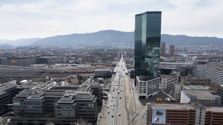 Das Stadtquartier Hardbruecke mit dem Prime Tower Hochhaus, fotografiert am 26. Maerz 2021 in Zuerich. (KEYSTONE/Gaetan Bally)