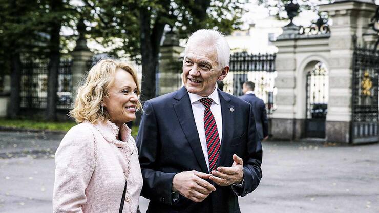 Member of the Board of Directors of JSC NOVATEK Gennady Timchenko with his wife Elena Timchenko PhotoagencyxInterpress PUBLICATIONxINxGERxSUIxAUTxHUNxONLY member of The Board of Directors of JSC NOVATEK Gennady Timchenko With His wife Elena Timchenko PhotoagencyxInterpress PUBLICATIONxINxGERxSUIxAUTxHUNxONLY