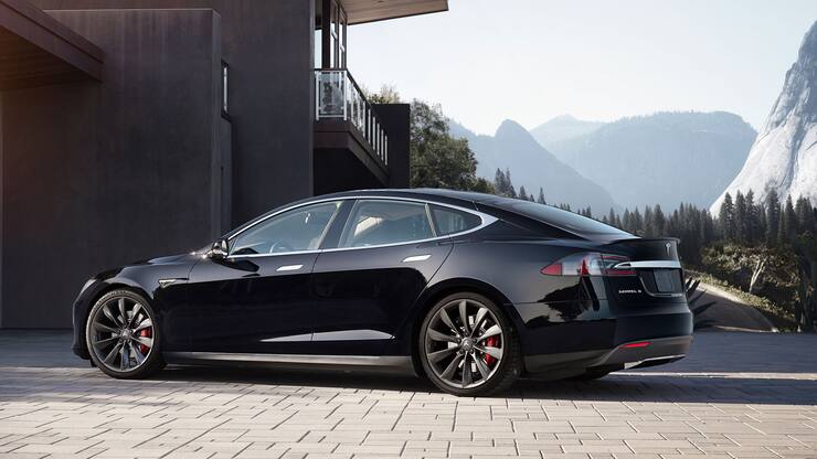 Tesla Limousine Model S
