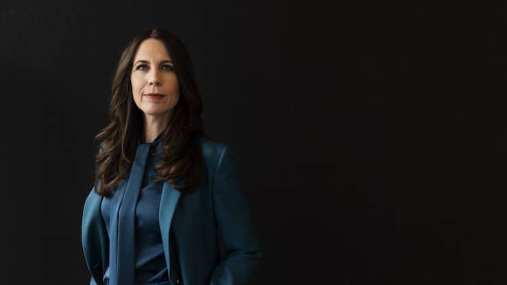 <p>Susanne Wille steht vor vielen Herausforderungen: sinkende Werbeeinnahmen, schrumpfende Zuschauer­zahlen und politischer Druck.</p>