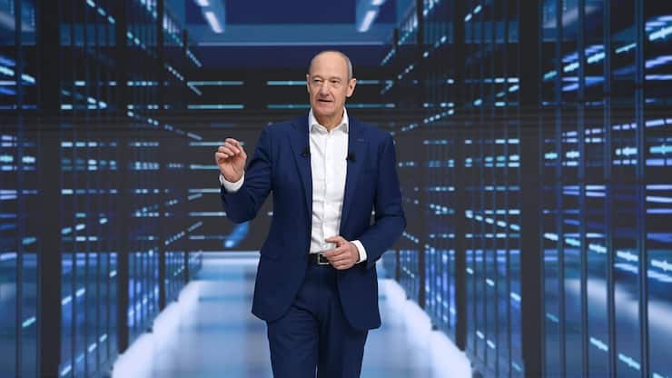 <p>Siemens-Chef Roland Busch hat die «One Tech Company» als Vision.</p>