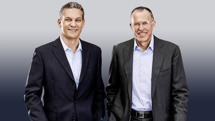 Arnd Kaldowski (l.) und Präsident Robert Spoerry sind mit Sonova nach dem Corona-Schock wieder auf Kurs.