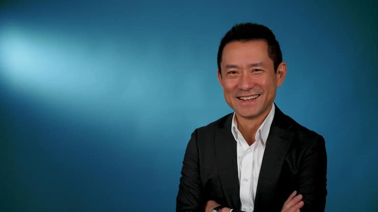 <p>Ericson Chan (59) ist Chief Information &amp; Digital Officer der Zurich Gruppe. Der Tech-Nerd stammt aus Hongkong und ist seit fünf Jahren Mitglied der Zurich-Konzernleitung.</p>
