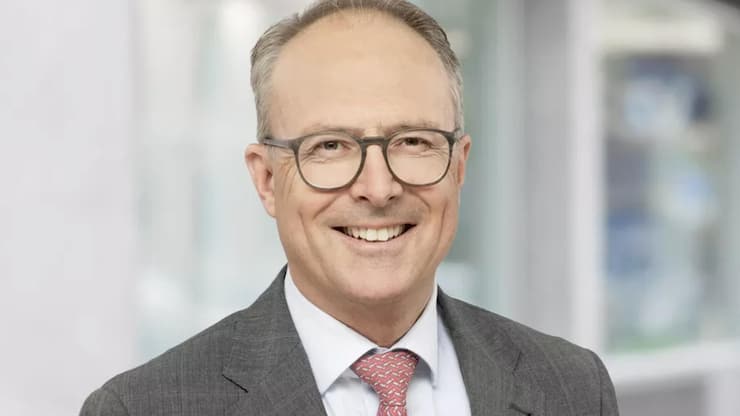 <p>Matthias Reinhart ist Gründer, Präsident und Grossaktionär des VZ Vermögenszentrums.</p>