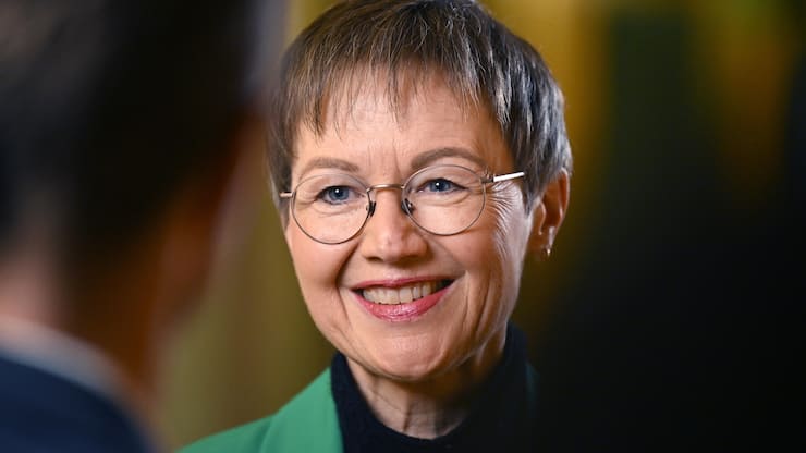 <p>Brigitte Haas gilt als wirtschaftsliberal und progressiv, mit einem starken Fokus auf Geschlechtergleichstellung.</p>