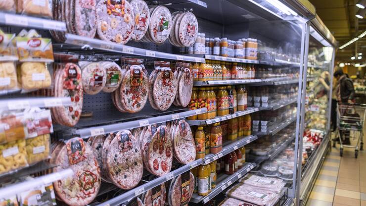 <p>Laut dem BLV sind viele Produkte ungesund, weil zu viel Salz drinsteckt. Das soll sich durch freiwillige Massnahmen ändern.</p>