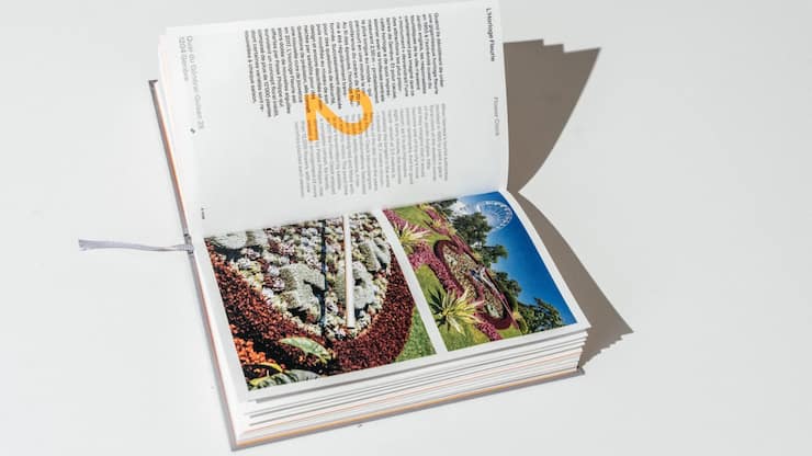 <p>Ein 175 Seiten starker Guide durch die Stadt Genf und ihre uhrmacherische Wucht, von Rolex über Patek Philippe bis hin zur Blumenuhr am Seeufer.</p>