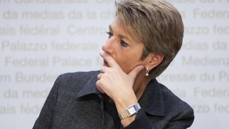 <p>Will nach dem CS-Untergang strenge Eigenkapitalvorschriften für Grossbanken: Finanzministerin Karin Keller-Sutter.</p>