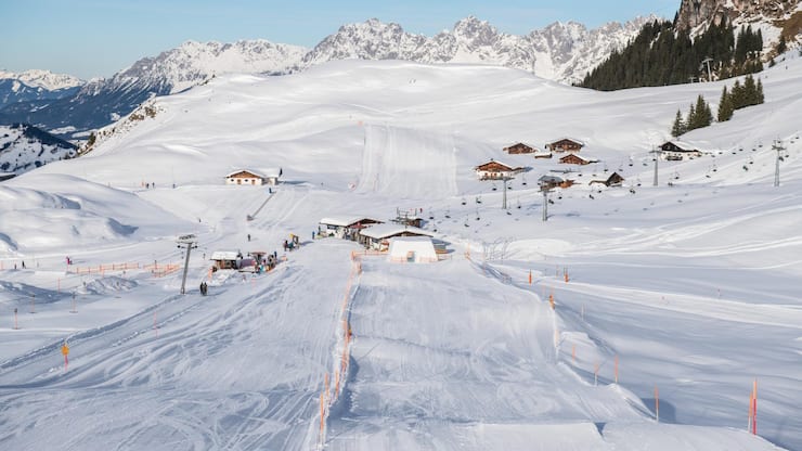 <p>Skifahrer profitieren in Kitzbühel neu von einer Schneegarantie.</p>
