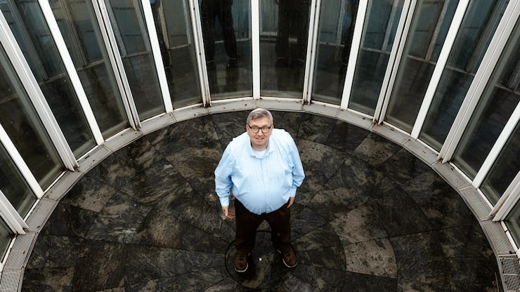 <p>Im Brennpunkt: Als weltweit anerkannter Experte für Handel, Investitionen und geopolitische Dynamiken ist Simon Evenett ein führender Analyst des globalen Geschäftsumfelds.</p>