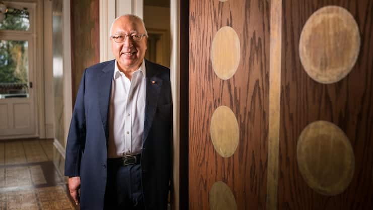 <p>Urs E. Schwarzenbach in der Villa Falkenstein in Zürich, wo er ein Büro eingerichtet hat und wo seine Kunstsammlung verwaltet wird.</p>