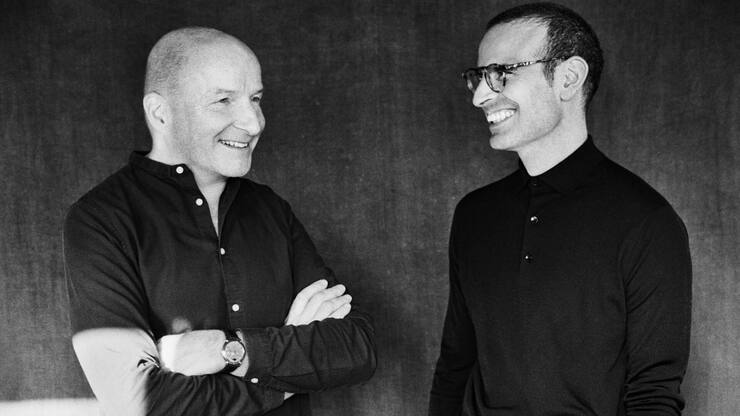 <p>Der finnische Uhrmacher Kari Voutilainen (l.) und Alex Rosenfield, Besitzer von Urban Jürgensen.</p>