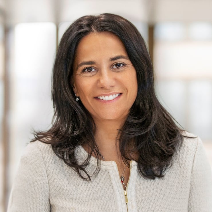 Beatriz Martin Jimenez, Head Non-Core and Legacy und President Region EMEA der UBS (2023).