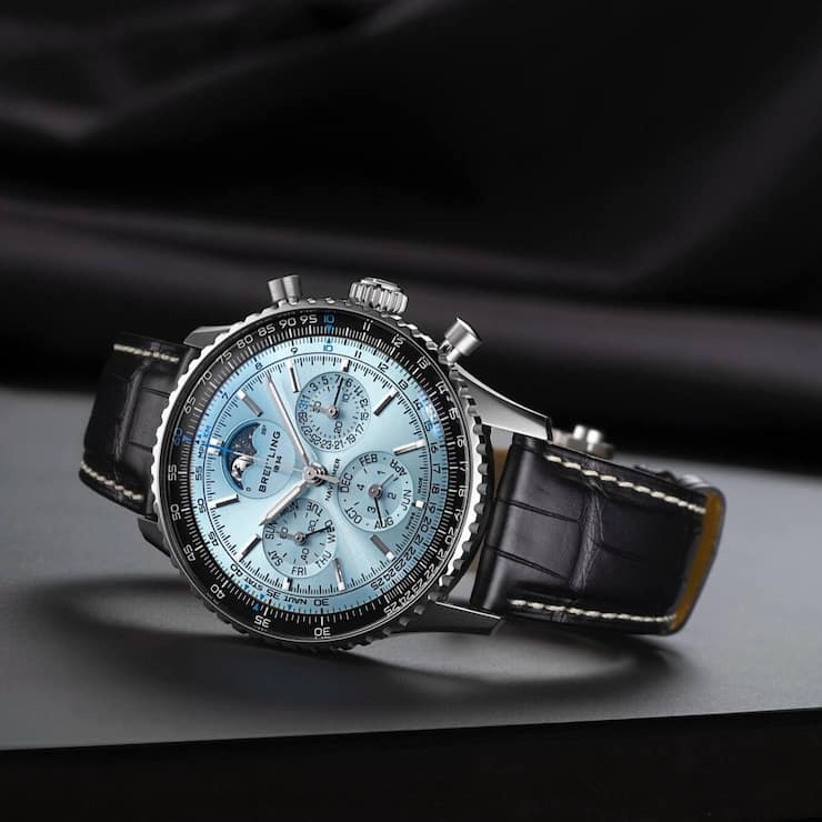 Breitling Navitimer B19 Chronograph 43 Perpetual Calendar_Ref. PB1920251C1P1_RGB pr