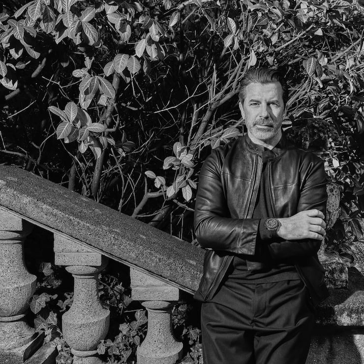 Andreas Caminada mit der Big Bang Unico All Black Schloss Schauenstein – alles in Schwarz.