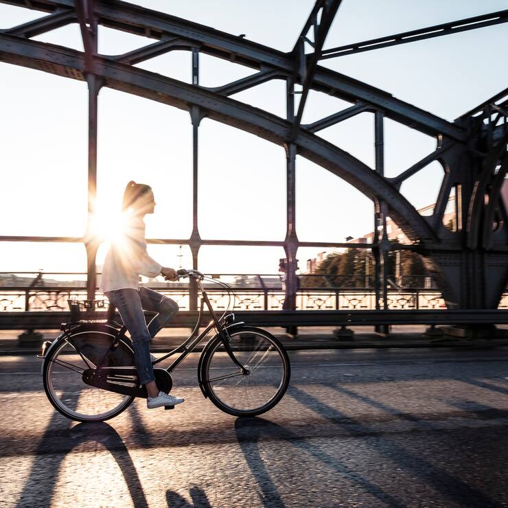 Velo und Finanzen: Unabhängigkeit macht Frauen stark und gibt ihnen Freiheit.