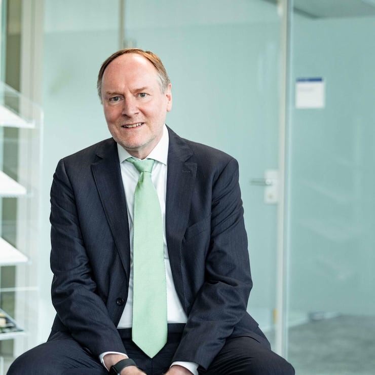 Christian Hilber, Professor für Wirtschaftsgeografie Prof. Christian Hilber, Departement of Finance, Uni Zürich