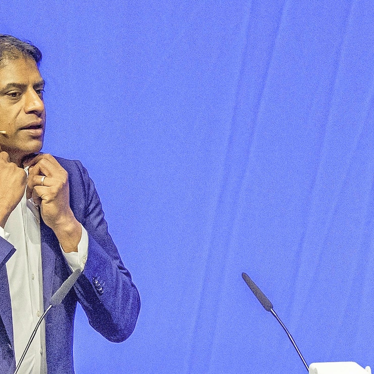 CEO of Novartis, Vas Narasimhan speaks during the general assembly of Swiss Pharma group Novartis, at the St. Jakobshalle in Basel, Switzerland, this Friday, March 7, 2025. (KEYSTONE/Urs Flueeler).