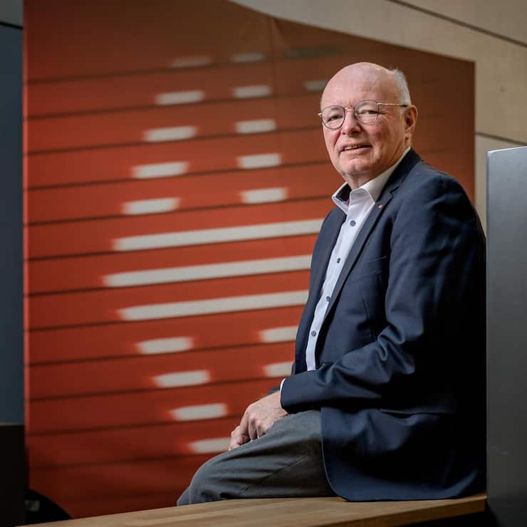 Portrait von Vincent Ducrot, CEO SBB, fotografiert am 21. September 2022 in Bern. (KEYSTONE/Remo Naegeli)