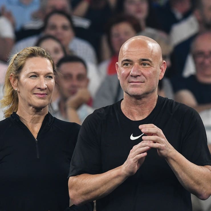 Discount statt Marke Sie sind seit über 20 Jahren verheiratet. Nun hofft Lidl, dass Steffi Graf und Andre Agassi die Sport-Eigenmarke zum Fliegen bringen.