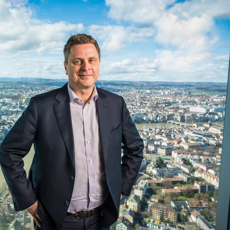 BIL 04/23 MdM Thomas Schinecker Roche