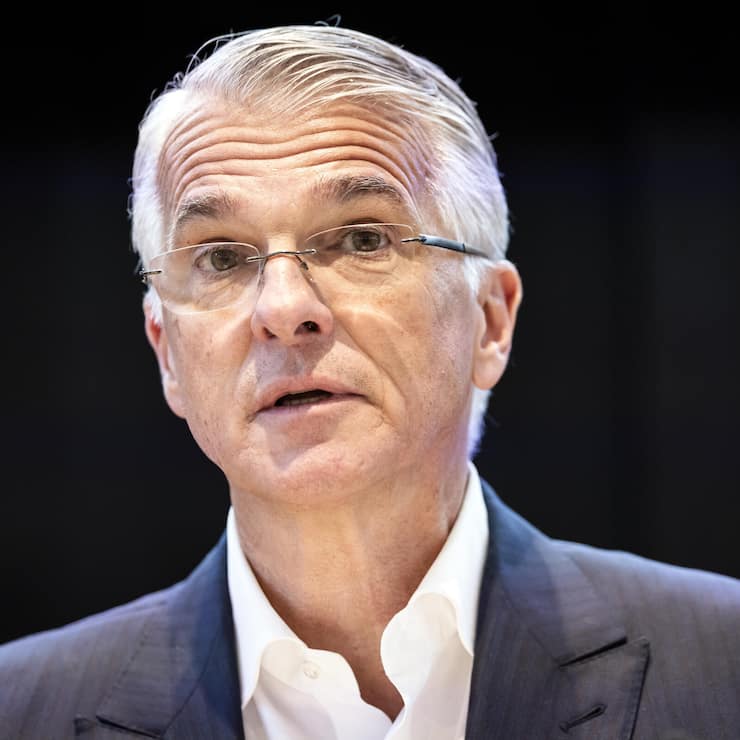 Sergio P. Ermotti, Group Chief Executive Officer of Swiss bank UBS speaks during a delegates' meeting of the FDP party of the Canton of Zurich on Tuesday April 8, 2025 in Zurich, Switzerland. (KEYSTONE/Michael Buholzer)..