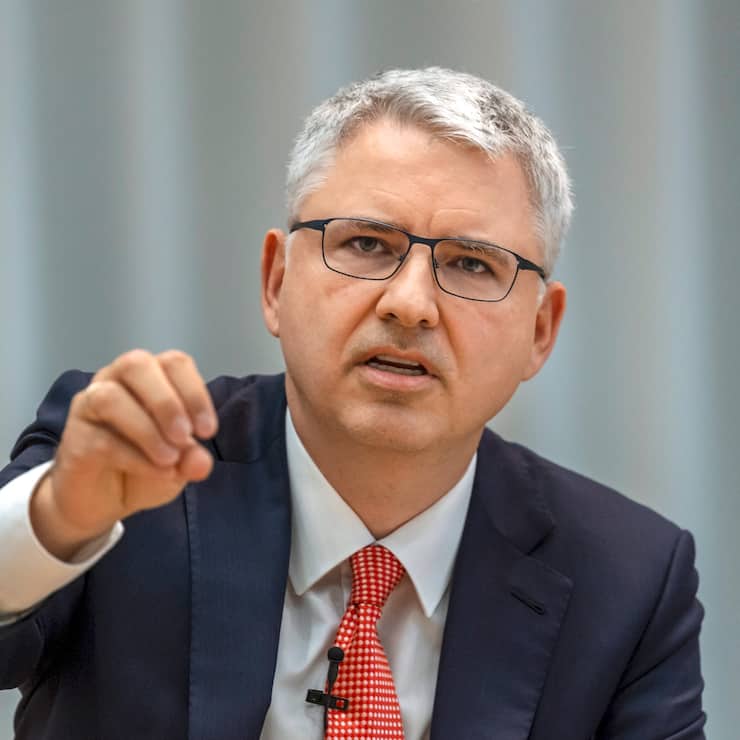 Im Rahmen des 125-jaehrigen Jubilaeums von Roche findet ein Mediengespraech statt mit CEO Severin Schwan, in Basel, am Dienstag, 28. September 2021.(KEYSTONE/Georgios Kefalas)