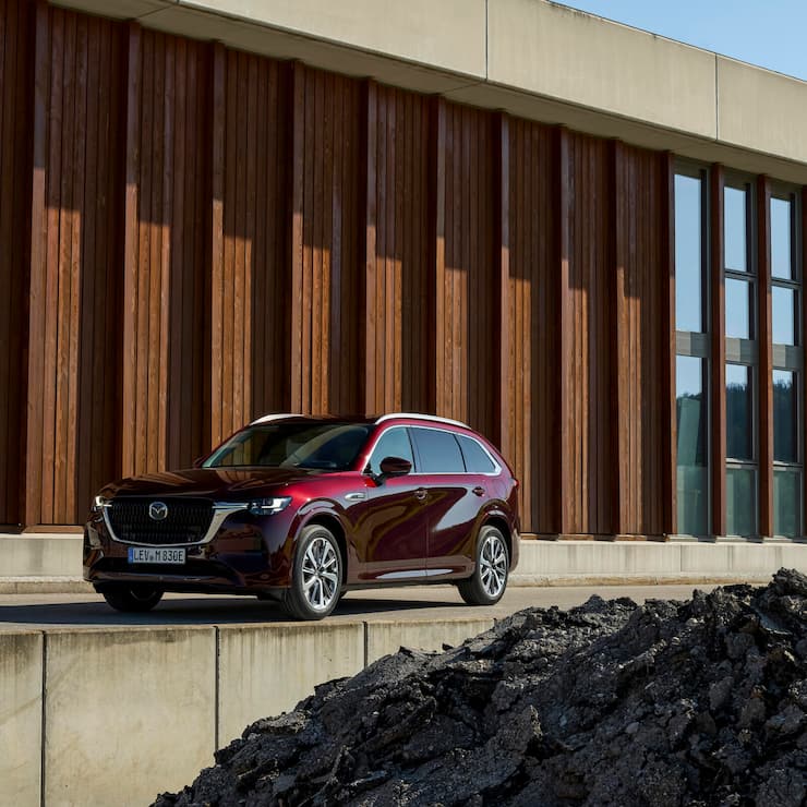 Beim Mazda CX-80 Eleganz trifft auf Robustheit.