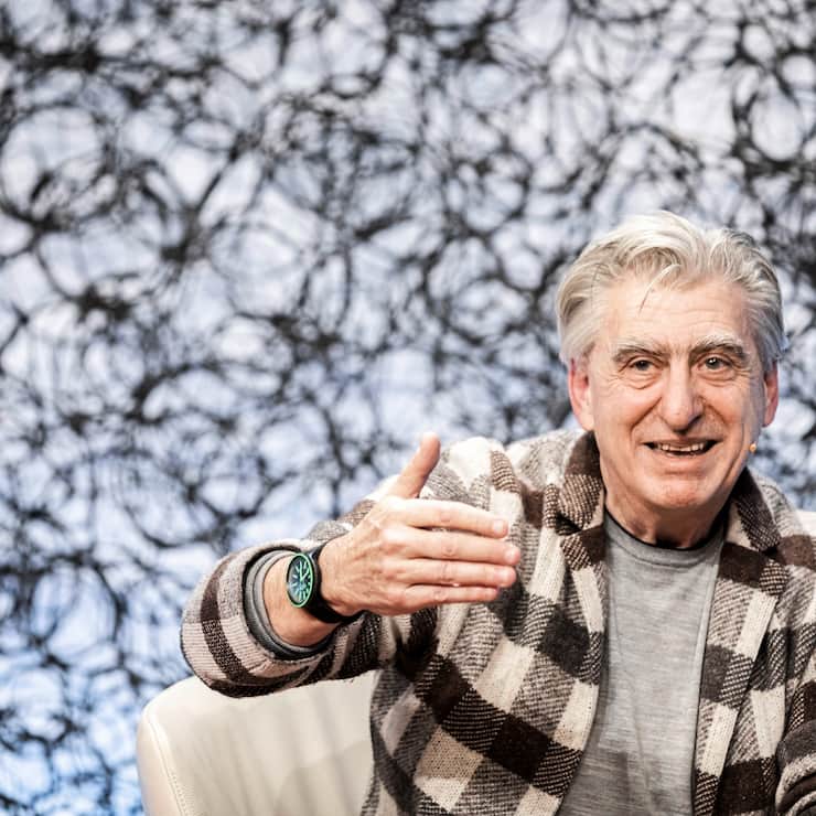 Nick Hayek, CEO Swatch Group, im GesprÃ¤ch mit Patrik MÃ¼ller, Chefredaktor CH Media, (nicht im Bild), am SwissMediaForum am 5. November 2020 im Lake Side ZÃ¼rich.