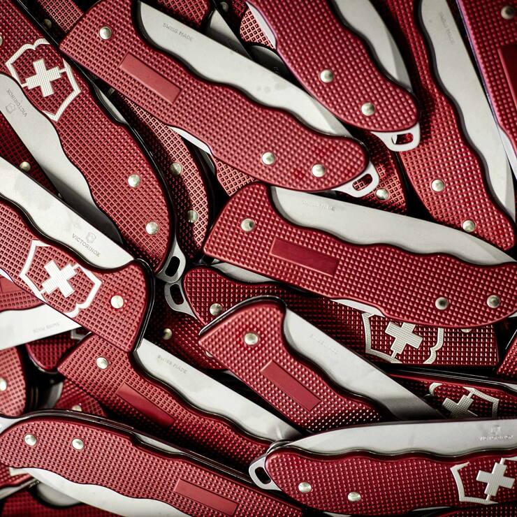 Reporage Ã¼ber die Produktion der Victorinox Taschenmesser.