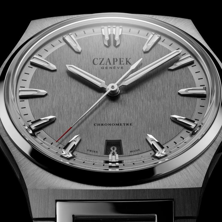 Die Czapek-Uhr soll laut CEO Xavier Roquemaurel elegant aus einem Meter Entfernung wirken, aufregend aus 30 Zentimetern.