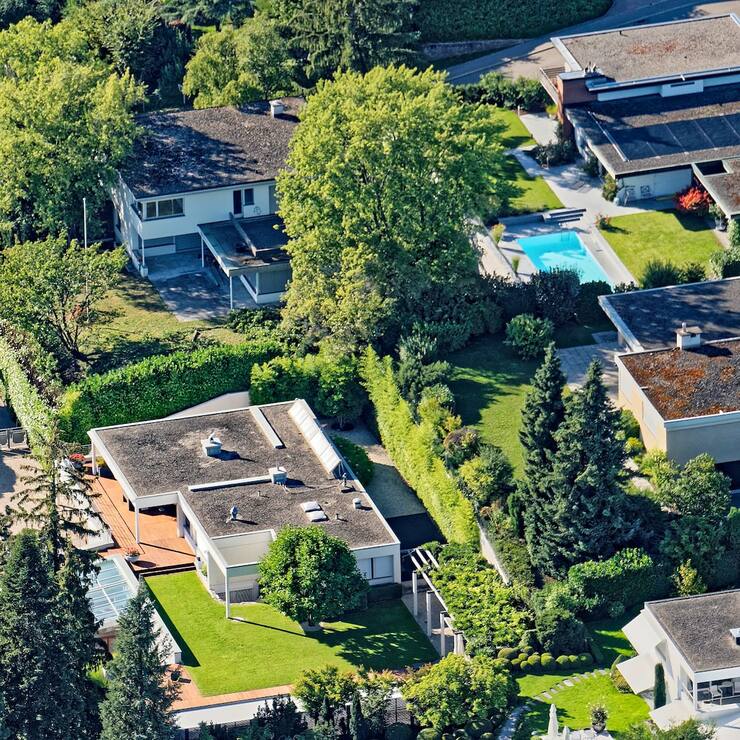 Haus_ Iqbal_Khan_Tidjane_Thiam.jpg