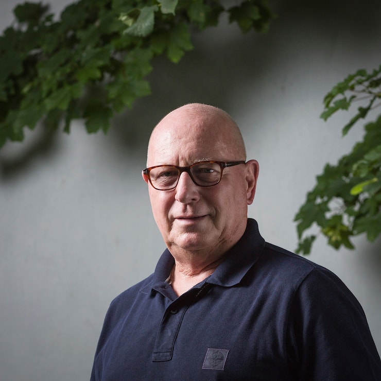 Der Schweizer Unternehmer und Kunstsammler Thomas Schmidheiny (* 17. Dezember 1945) am Dienstag (07.06.16) in einem Hinterhof am Zeltweg in Zürich. Foto: Kilian J. Kessler/Ex-Press