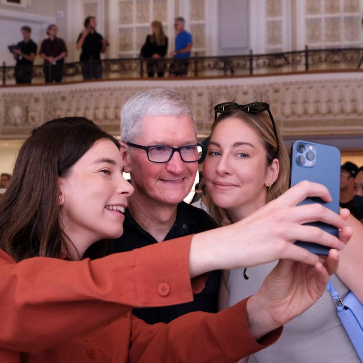 Tim Cook Apple