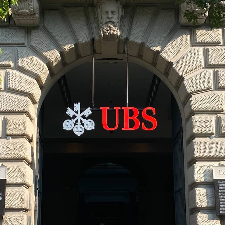 Die UBS am ehemaligen  Hauptsitz der Credit Suisse am Paradeplatz in Zürich.