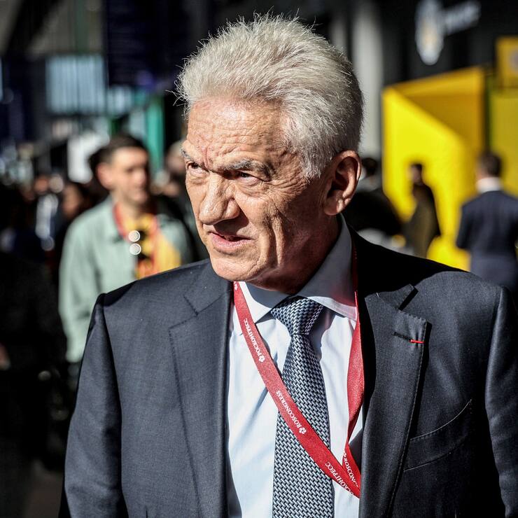 Gennady Timchenko, Russian billionaire, walks between sessions on day three of the St. Petersburg International Economic Forum (SPIEF) in St. Petersburg, Russia, on Friday, June 4, 2021. PresidentÂ Vladimir PutinÂ will host Russiaâs flagship investor showcase as he seeks to demonstrate its stuttering economy is back to business as usual despite continuing risks from Covid-19 and new waves of western sanctions. Photographer: Andrey Rudakov/Bloomberg