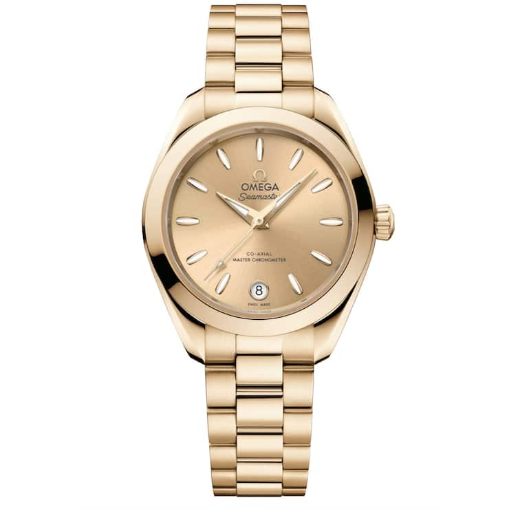 Die neue Aqua Terra 30 mm in Moonshine-Gold schimmert sanft.