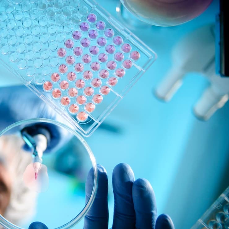 Labor Wissenschaftler Biotechnologie Medikament Pharma