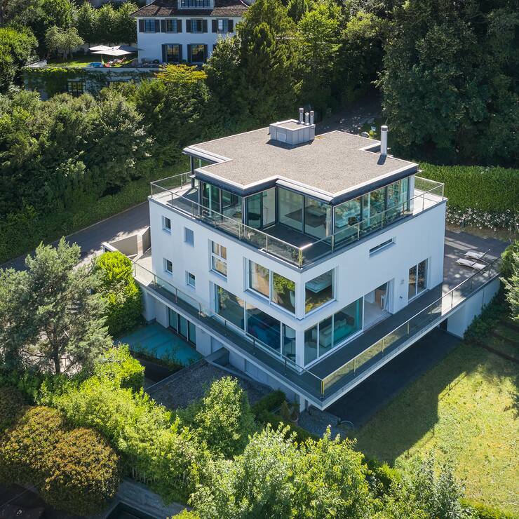 Rüschlikon: 9-Zimmer-Villa